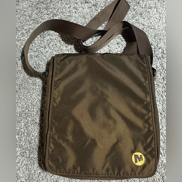 Merrell Brown Messenger Bag - Picture 3 of 10